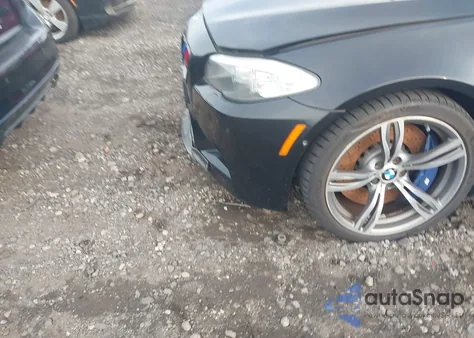2013 BMW M5 from USA, damaged, VIN WBSFV9C54DD096472